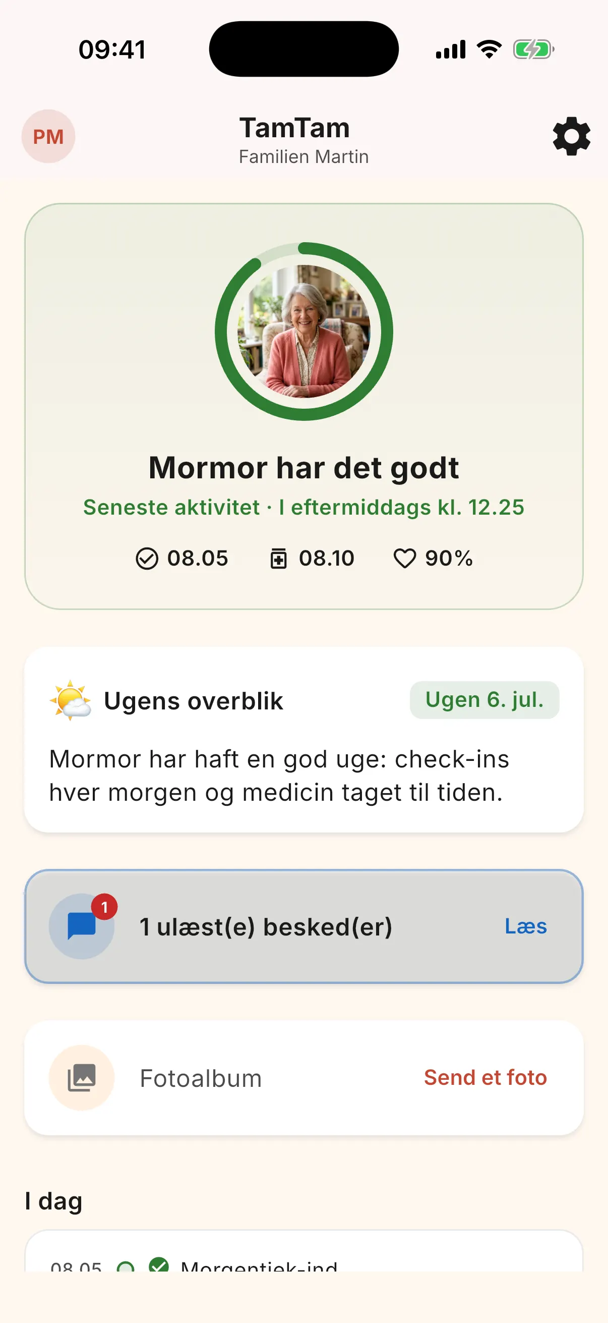 Pårørende-overblik: trivselsring med seniorens billede og status i klart sprog