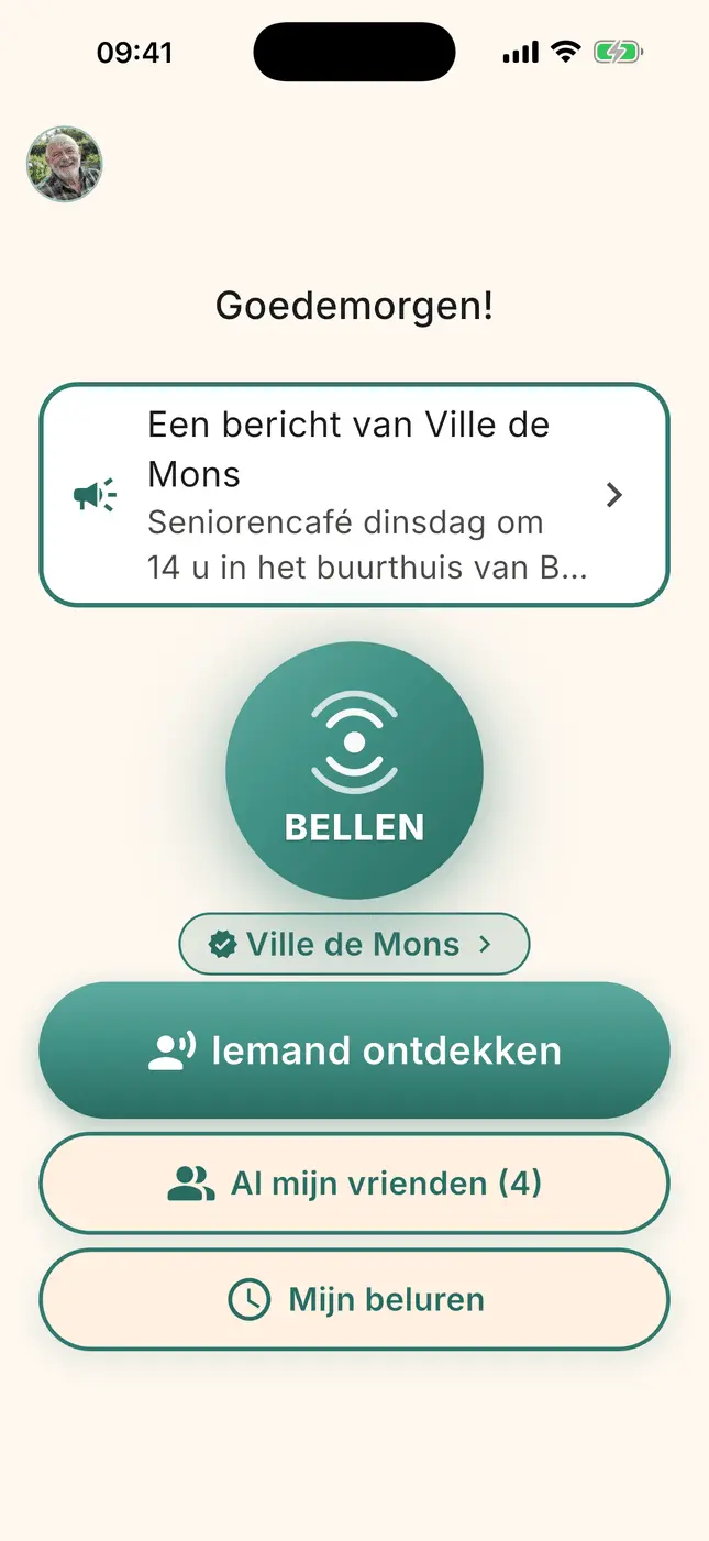 Startscherm van TamTam: een bericht van uw gemeente, de knop Bellen en “Iemand ontdekken”